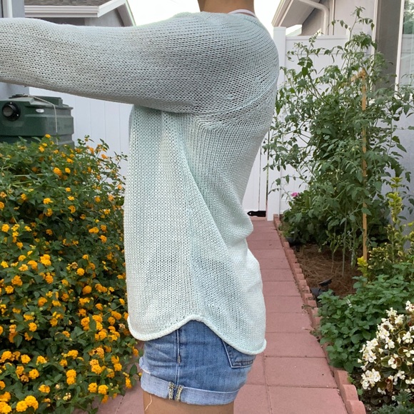 Mint green knit sweater - Picture 6 of 7